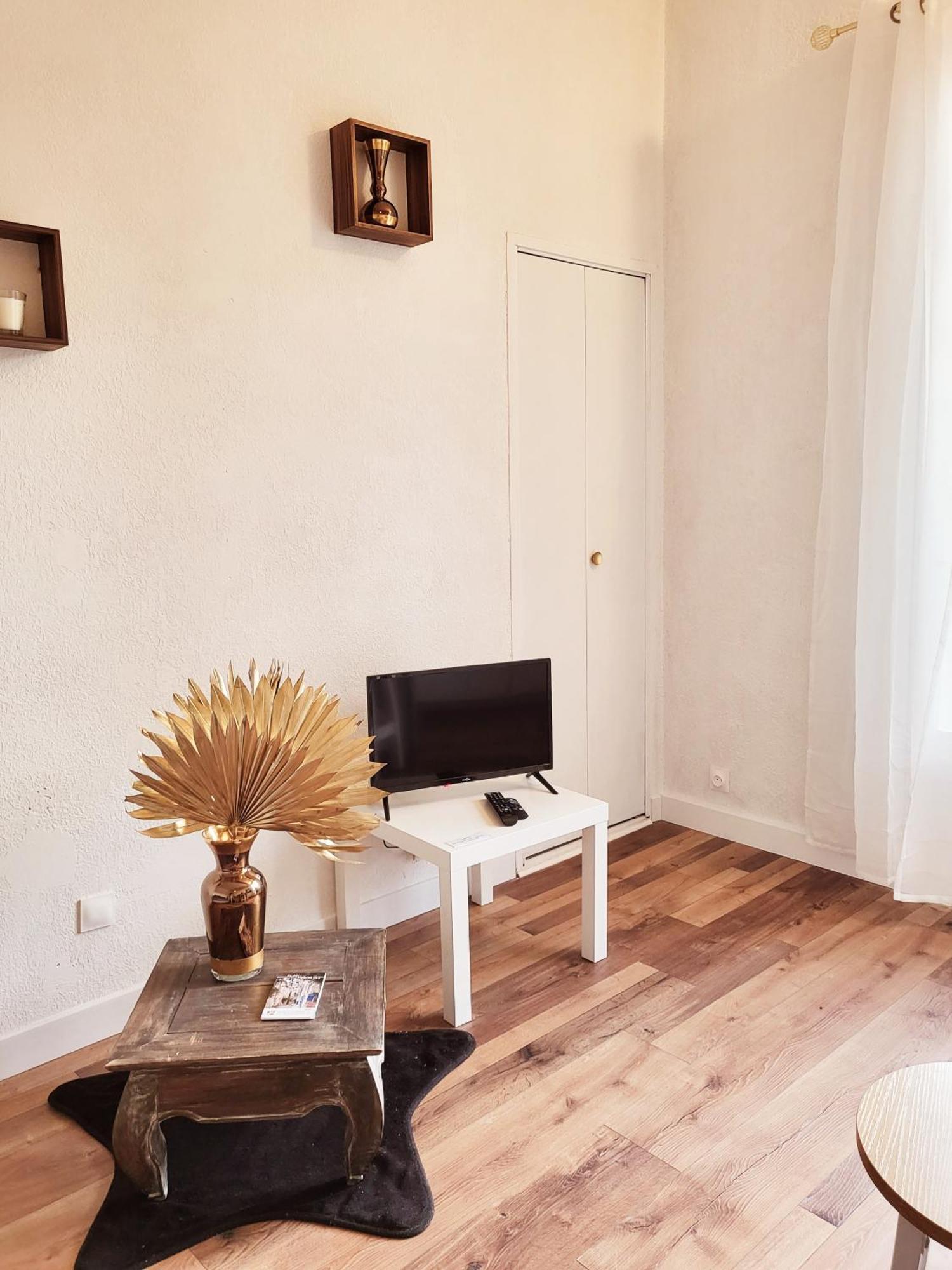 La Suite Costabella A Hyeres-Les-Palmiers Exterior photo